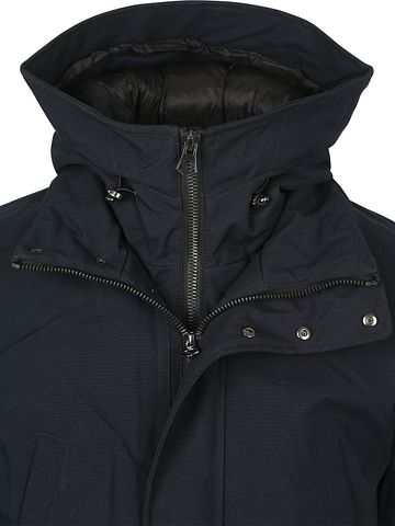 Suitable Parka Black Mountain Navy Product / Detail