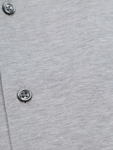 Suitable Knitted Grey Product / Detail