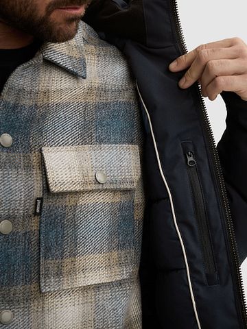 Vanguard Jacket Trackchase Navy Model / Detail
