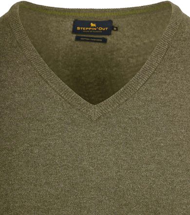 Steppin' Out Pullover Cotton Cashmere V-Ausschnitt Olivgrün
