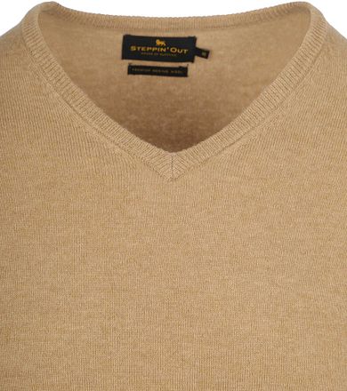 Steppin' Out Pullover V-Neck Merino Wool Beige