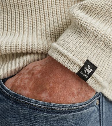Vanguard Knitted Pullover Stripe Beige