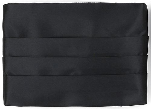 Set de fajín y pañuelo de bolsillo Suitable Cumberband Strik en negro Product