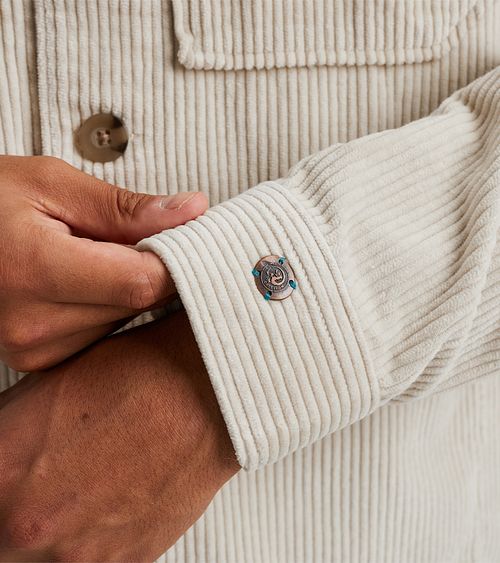 Cast Iron Overkjorte Cordfløyel Ecru Model / Detail