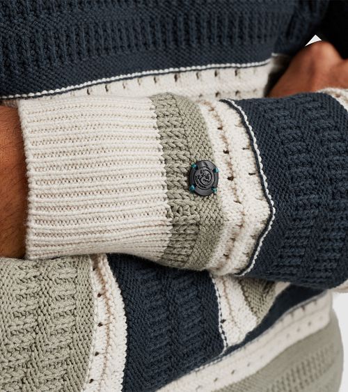 Cast Iron Trui Multicolour Model / Detail