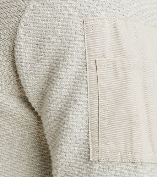 Kamizelka PME Legend Cargo Knitted w kolorze ecru Model / Detail