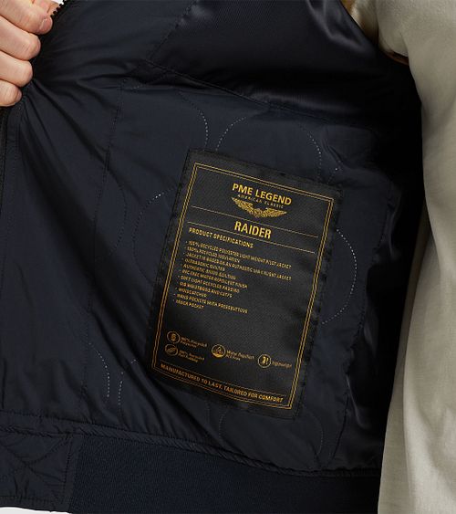 PME Legend Jacke Raider Navy Model / Detail