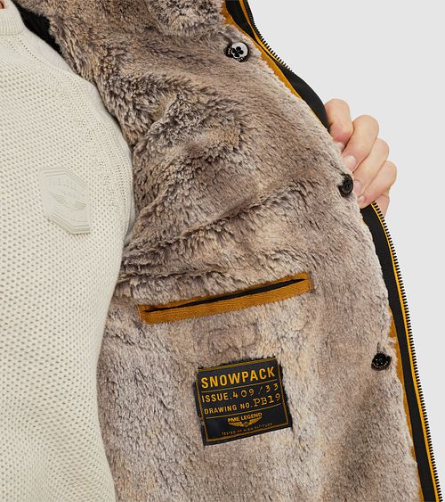 PME Legend Jacke Snowpack Icon 2.0 Schwarz Model / Detail