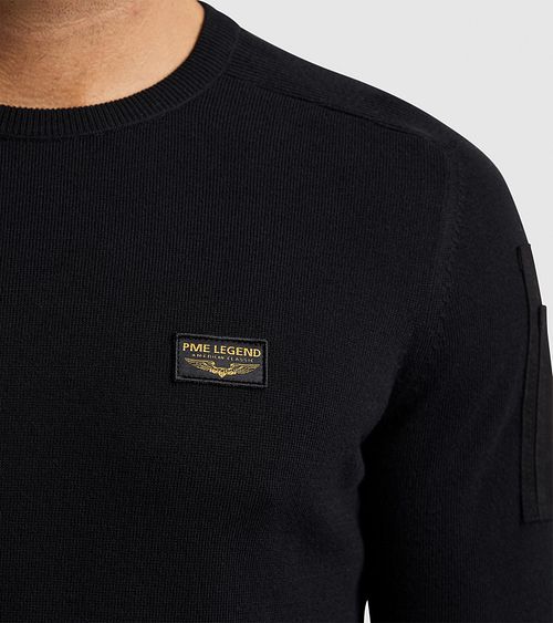 Jersey PME Legend Buckley negro Model / Detail