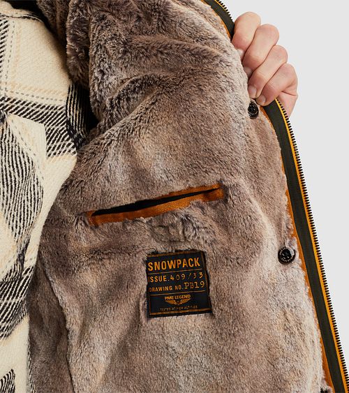 PME Legend Veste Snowpack Icon 2.0 Vert Foncé Model / Detail