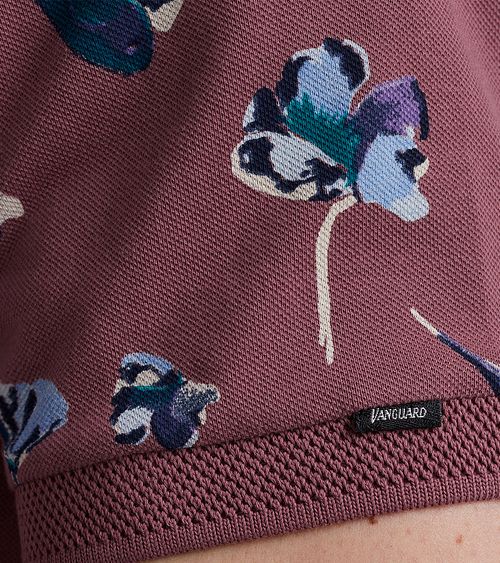 Polo Vanguard en piqué con flores, rosa oscuro Model / Detail