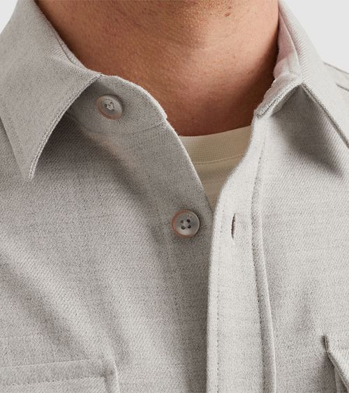 Surchemise Vanguard Twill Greige Model / Detail