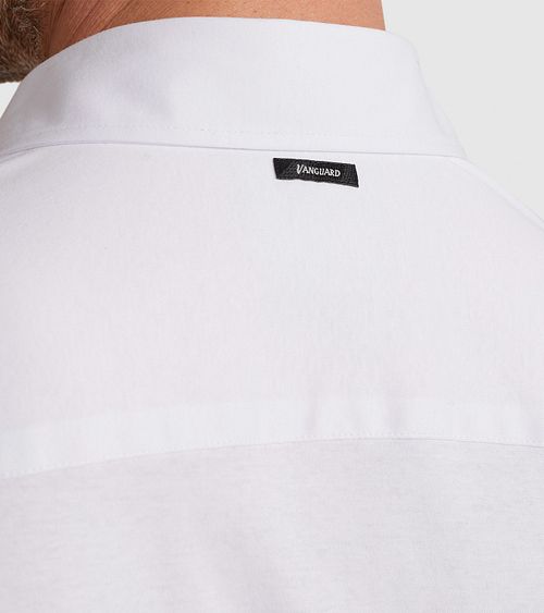 Vanguard Chemise Manches Courtes Blanche Model / Detail