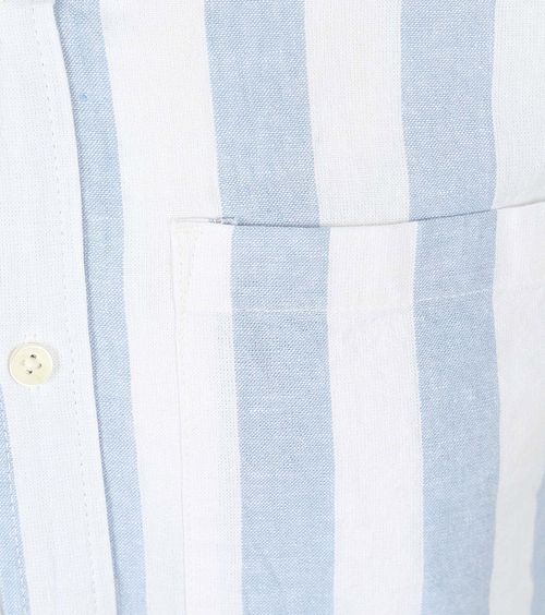 Camisa de mezcla de lino a rayas en azul claro Scotch and Soda Product / Detail