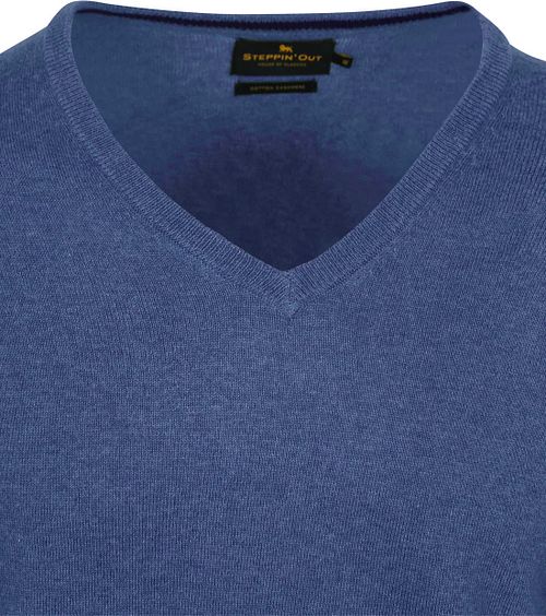 Jersey de cashmere con cuello de pico en azul cobalto Product / Detail