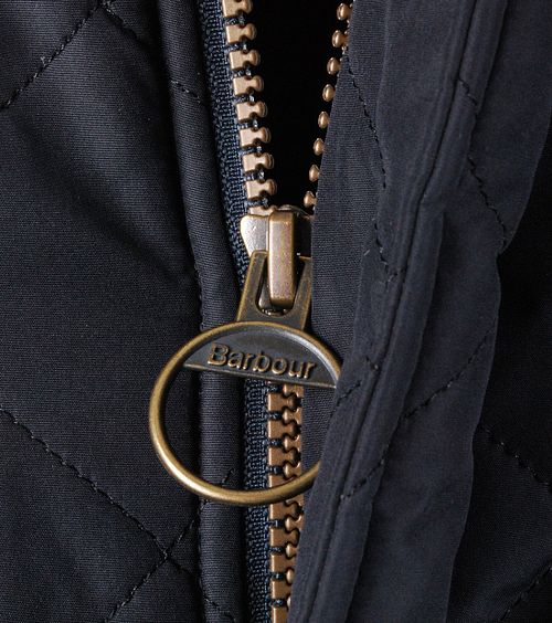 Pikowana kurtka Barbour Lutz w ciemnym granacie Product / Detail
