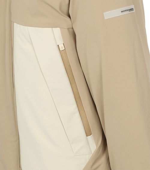 Parka Scotch & Soda en color crudo Product / Detail