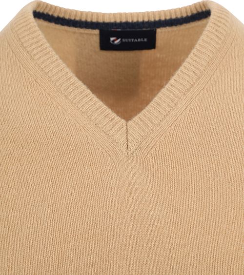 Suitable sweter z wełny z dekoltem w serek beżowy Product / Detail