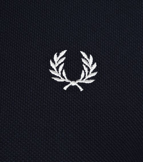 Fred Perry Polo Marine Dunkelblau mit weißen Doppelstreifen Product / Detail