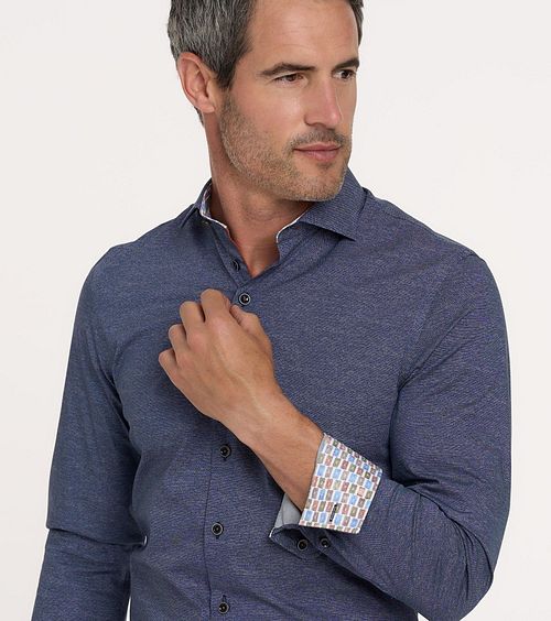 R2 Chemise Marine Melange Model / Detail