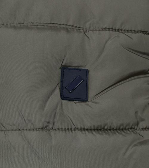 Suitable Bodywarmer Mountain Dunkelgrün Product / Detail