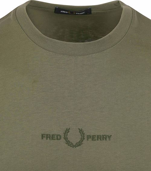 Fred Perry T-shirt M4580 i olivengrøn Product / Detail