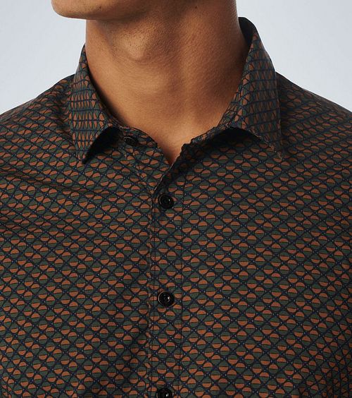 No Excess Skjorte i Karamel Print Model / Detail