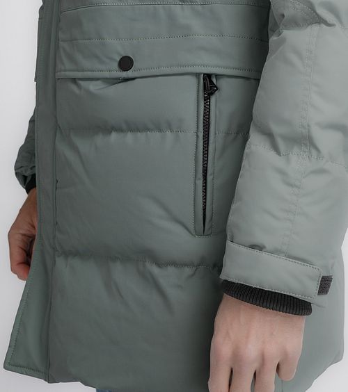 Petrol Jacket Shungnak Green Model / Detail