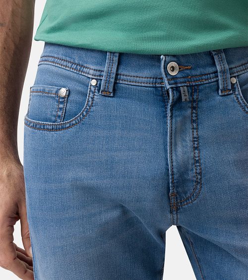 Pierre Cardin Hose Lyon Tapered Futureflex Vintage Blau Model / Detail