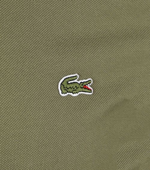 Polo Lacoste en piqué verde oliva Product / Detail