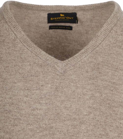 Steppin' Out Pullover scollo a V in lana merino marrone chiaro Product / Detail