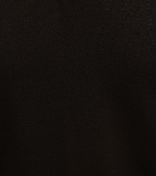 Suitable Liquid Piké Svart Product / Detail