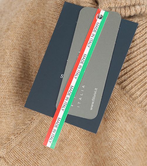 Suitable Pull Demi-Zip Beige Product / Detail