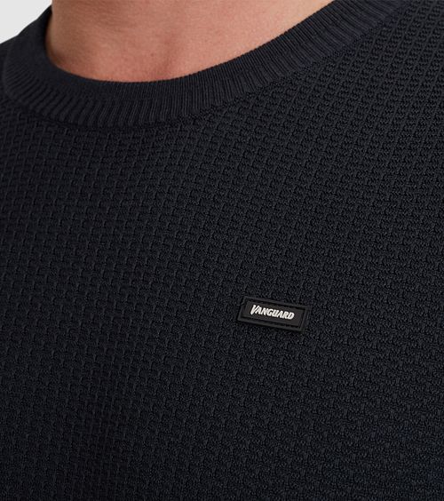 Vanguard T-shirt Struktur Marinblå Model / Detail