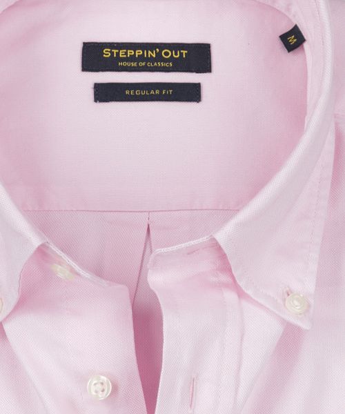Steppin' Out Hemd mit regulärer Passform und kurzen Ärmeln in Hellrosa Product / Detail