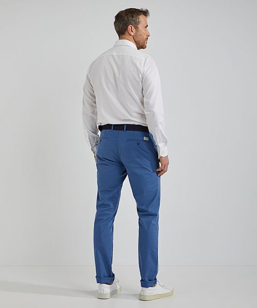 Steppin' Out Skjorte Dobby Hvid Model / Achterkant