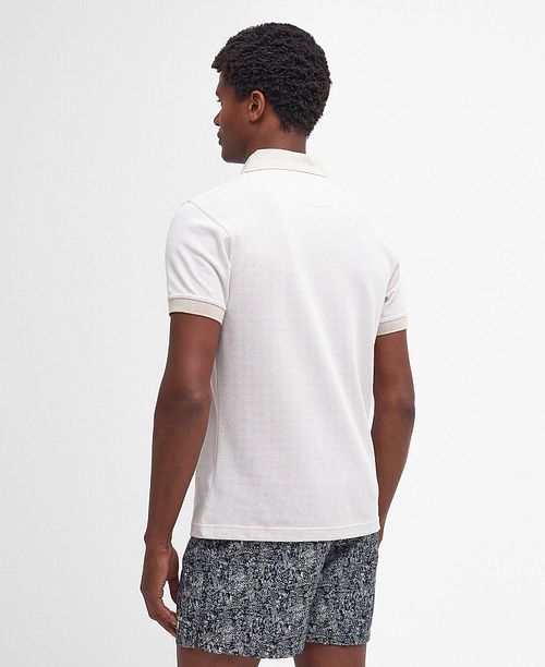 Barbour Pologenser Beige Model / Achterkant