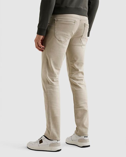PME Legend Nightflight Jeans Greige Model / Achterkant