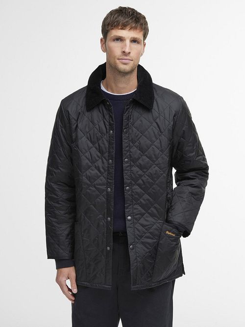 Barbour Liddesdale Quilt Noir Model / Voorkant