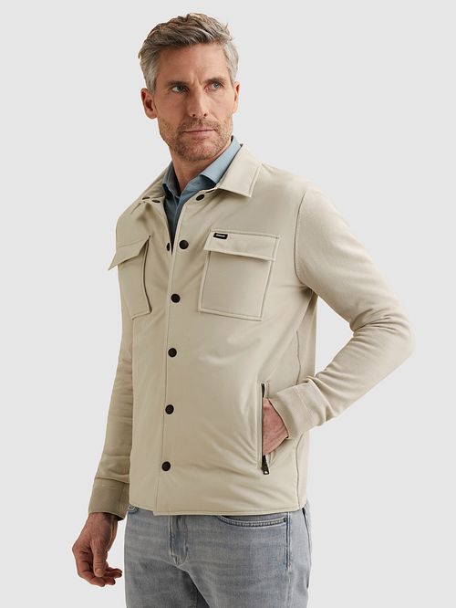 Overshirt Vanguard w kolorze ecru Model / Voorkant
