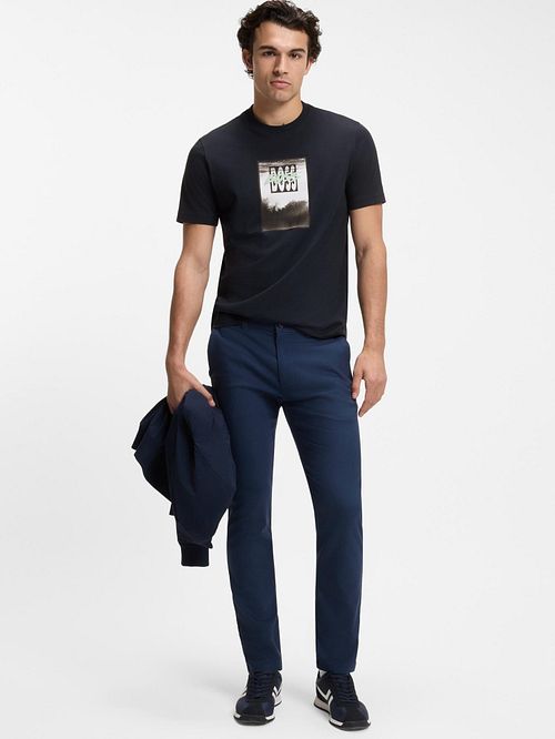 BOSS Chino Sanderson Leinen-Mix Navy Model / Voorkant