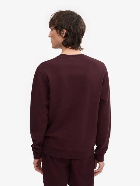 Colorful Standard Sweater Organic Bordeaux Model / Achterkant