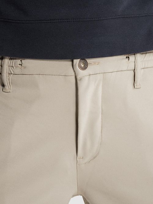 Cast Iron Cylas Chino Beige Model / Detail