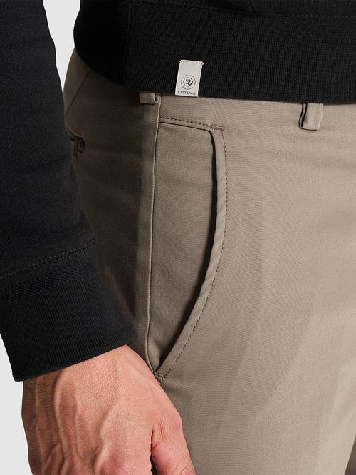 Cast Iron Cylas Chino Megda Power Model / Detail