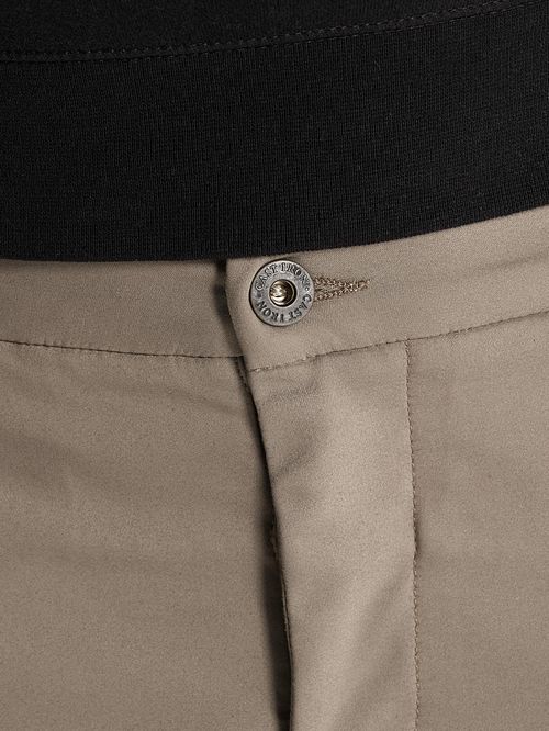 Cast Iron Cylas Chino Megda Power Model / Detail