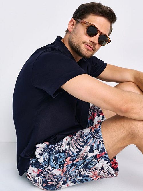 Desoto Short Sleeve Shirt Festival Navy Model / Sfeerbeeld