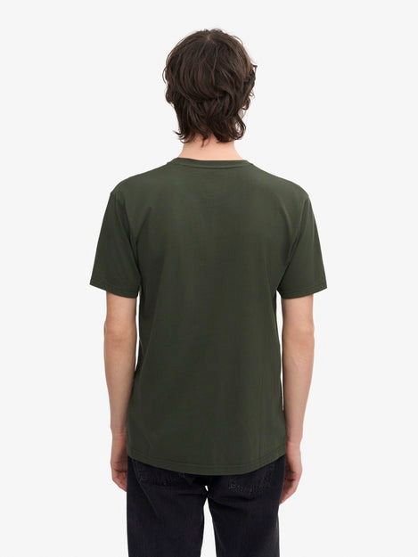 Colorful Standard Organic T-shirt Donkergroen Model / Achterkant