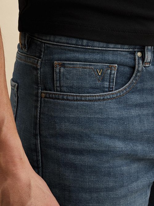 Szorty Vanguard V40 Rider Denim w kolorze niebieskim Model / Detail