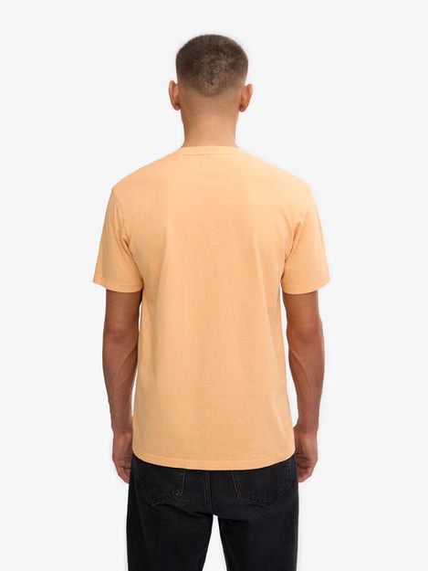 Colorful Standard Organisch T-shirt Ljus Orange Model / Achterkant