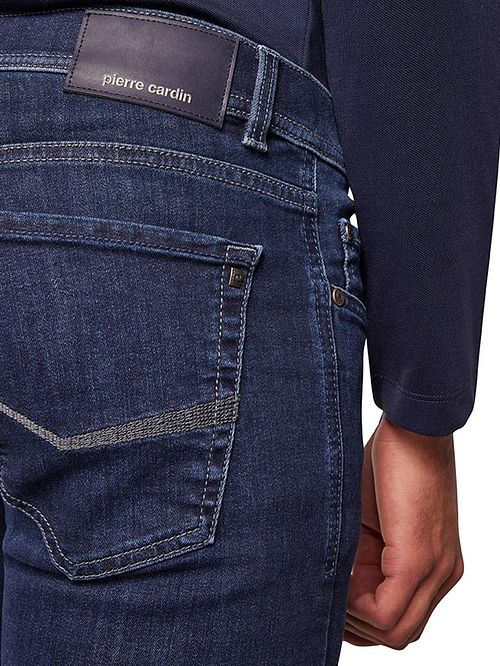 Jeansy Pierre Cardin Lyon Tapered Future Flex w kolorze granatowym Model / Detail